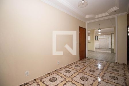 Sala 1 de casa para alugar com 4 quartos, 210m² em Recanto das Emas, Brasília