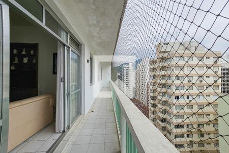 Varanda  de apartamento para alugar com 4 quartos, 163m² em Vila Maia, Guarujá