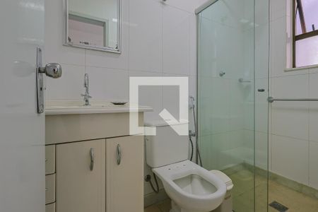 Banheiro Quarto de casa à venda com 3 quartos, 206m² em Santa Efigênia, Belo Horizonte