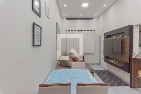 Sala de casa à venda com 2 quartos, 70m² em Parque Jambeiro, Campinas