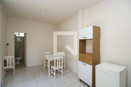 Sala/Cozinha de kitnet/studio para alugar com 1 quarto, 50m² em Carmo, Belo Horizonte