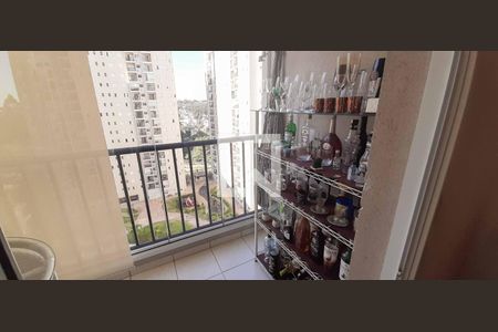 Sacada de apartamento à venda com 3 quartos, 70m² em Umuarama, Osasco