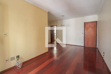 Sala de apartamento à venda com 3 quartos, 84m² em Vila Itapura, Campinas