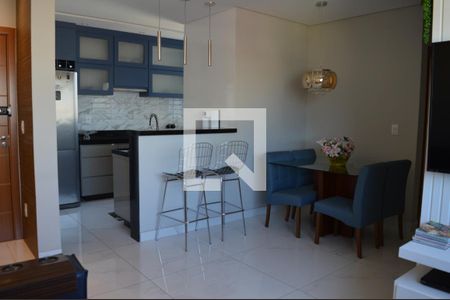 Sala de apartamento à venda com 2 quartos, 56m² em Cabral, Contagem