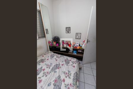 Quarto 1 - suíte mas o banheiro está inutilizável no momento. de casa à venda com 3 quartos, 200m² em Vila União (zona Leste), São Paulo