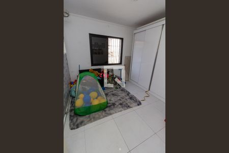 Casa à venda com 200m², 3 quartos e 2 vagas Casa à venda com 200m², 3 quartos e 2 vagasQuarto 3