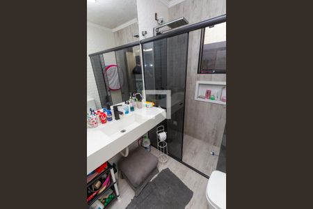 Casa à venda com 200m², 3 quartos e 2 vagas Casa à venda com 200m², 3 quartos e 2 vagasBanheiro