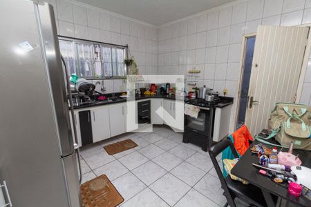 Casa à venda com 200m², 3 quartos e 2 vagas Casa à venda com 200m², 3 quartos e 2 vagasCozinha