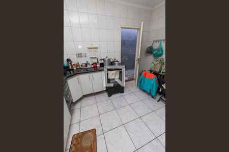 Casa à venda com 200m², 3 quartos e 2 vagas Casa à venda com 200m², 3 quartos e 2 vagasCozinha