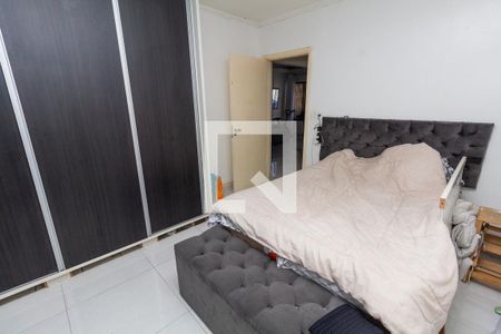 Casa à venda com 200m², 3 quartos e 2 vagas Casa à venda com 200m², 3 quartos e 2 vagasQuarto 2