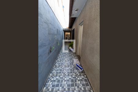 Casa à venda com 200m², 3 quartos e 2 vagas Casa à venda com 200m², 3 quartos e 2 vagasCorredor