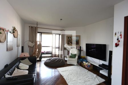 Sala de apartamento à venda com 4 quartos, 150m² em Vila Suzana, São Paulo