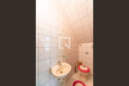 Lavabo de casa à venda com 3 quartos, 230m² em Jardim Marek, Santo André