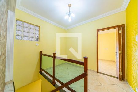 Hall da Escada de casa à venda com 3 quartos, 230m² em Jardim Marek, Santo André