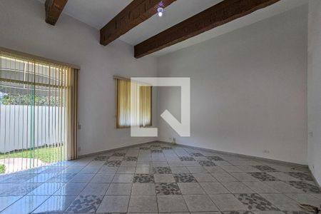 Sala de casa para alugar com 4 quartos, 223m² em Jardim Virginia, Guarujá