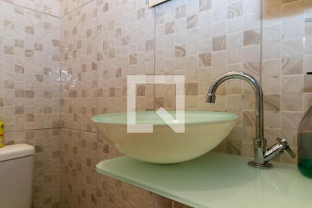 Lavabo de casa à venda com 3 quartos, 100m² em Parque Pinheiros, Taboão da Serra