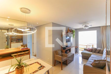 Sala de apartamento à venda com 3 quartos, 84m² em Vila Suzana, São Paulo