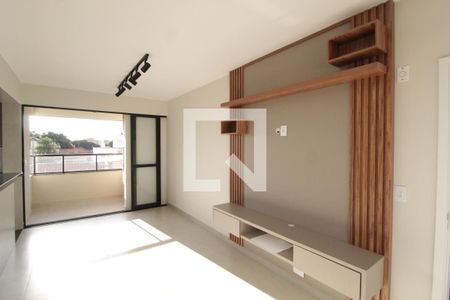 Sala de apartamento para alugar com 2 quartos, 63m² em Brasil, Uberlândia