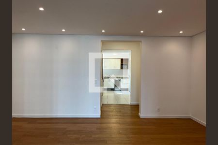 Sala de apartamento à venda com 3 quartos, 114m² em Vila Hamburguesa, São Paulo