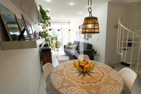 Apartamento à venda com 144m², 3 quartos e 2 vagasSala