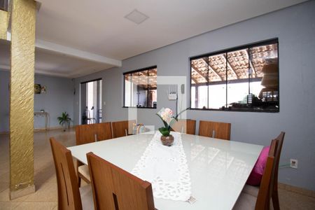 Sala 1 de casa para alugar com 4 quartos, 320m² em Riacho Fundo I, Brasília