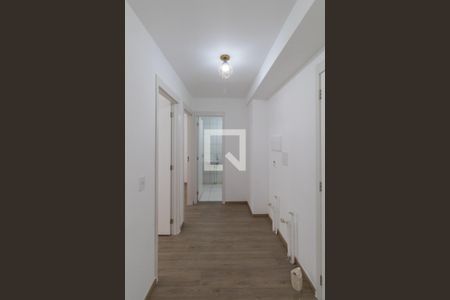 Corredor  de apartamento para alugar com 2 quartos, 39m² em Vila Ré, São Paulo