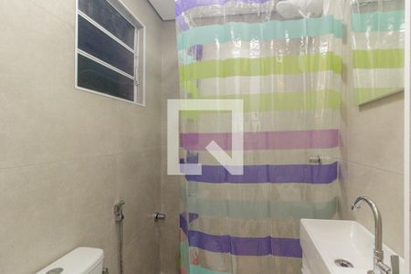 Banheiro de kitnet/studio para alugar com 1 quarto, 31m² em Consolação, São Paulo