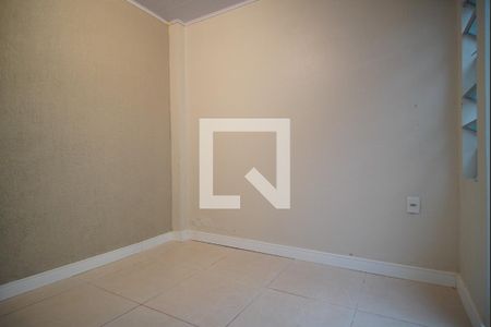 Quarto de kitnet/studio à venda com 1 quarto, 45m² em Rio Branco, Porto Alegre