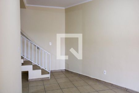 Sala de Estar de casa para alugar com 3 quartos, 147m² em Santa Maria, São Caetano do Sul