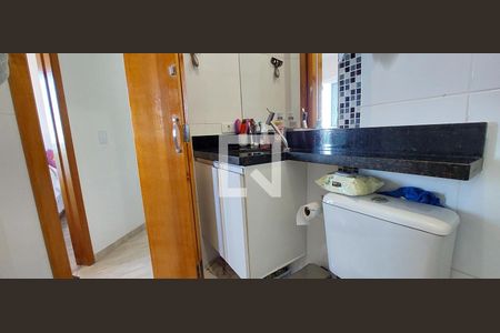 Apartamento à venda com 88m², 2 quartos e 1 vaga Apartamento à venda com 88m², 2 quartos e 1 vagaBanheiro