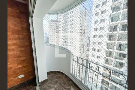 Sala - Varanda  de apartamento à venda com 3 quartos, 80m² em Jardim Itapeva, São Paulo