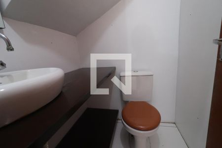 lavabo sala de casa para alugar com 3 quartos, 126m² em Rondônia, Novo Hamburgo