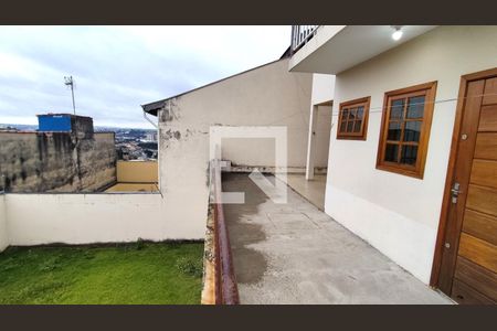 Casa à venda com 250m², 3 quartos e 3 vagas Casa à venda com 250m², 3 quartos e 3 vagasÁrea Externa