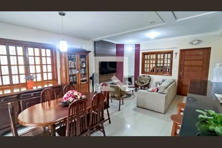 Sala de casa à venda com 3 quartos, 250m² em Loteamento Jardim Ipanema, Jundiaí