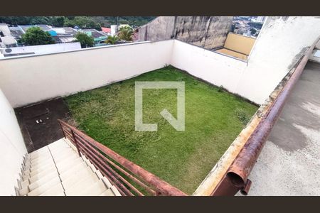 Casa à venda com 250m², 3 quartos e 3 vagas Casa à venda com 250m², 3 quartos e 3 vagasÁrea Externa