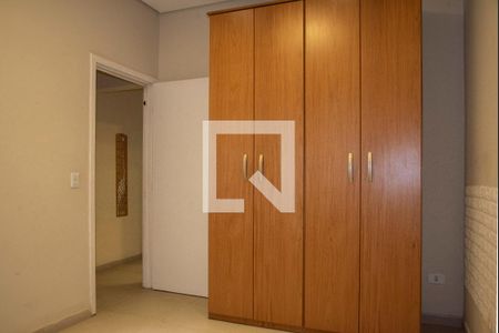 Quarto 1 de casa para alugar com 3 quartos, 100m² em Vila Clementino, São Paulo