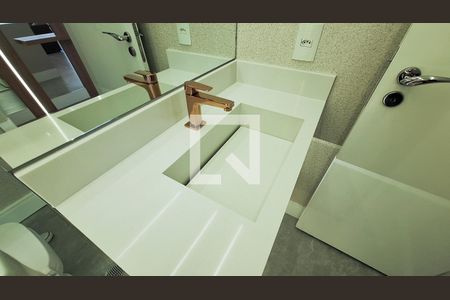 Lavabo de apartamento à venda com 3 quartos, 104m² em Santa Teresinha, São Paulo