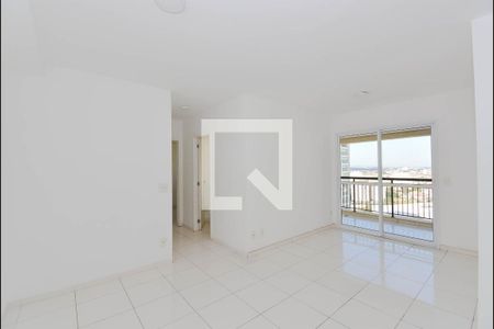 Sala de apartamento para alugar com 2 quartos, 67m² em Jardim Flor da Montanha, Guarulhos