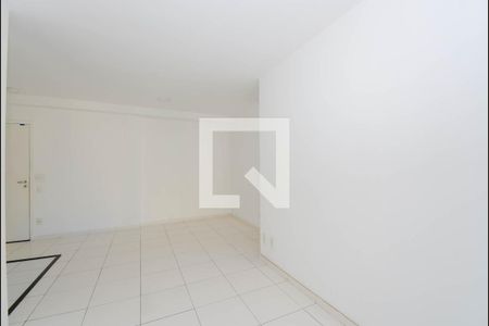 Sala de apartamento para alugar com 2 quartos, 67m² em Jardim Flor da Montanha, Guarulhos