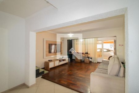 Sala 1 de casa à venda com 7 quartos, 152m² em Vila Nivi, São Paulo