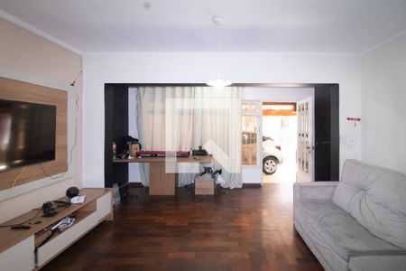 Sala 1 de casa à venda com 7 quartos, 152m² em Vila Nivi, São Paulo