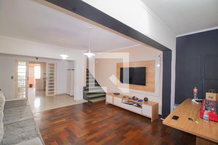 Sala 1 de casa à venda com 7 quartos, 152m² em Vila Nivi, São Paulo