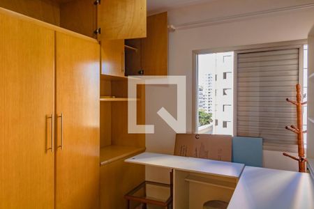 Quarto 1 de apartamento para alugar com 2 quartos, 60m² em Parque Imperial, São Paulo