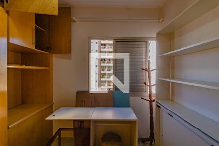 Quarto 1 de apartamento para alugar com 2 quartos, 60m² em Parque Imperial, São Paulo