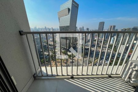 Varanda de kitnet/studio à venda com 1 quarto, 27m² em Pinheiros, São Paulo