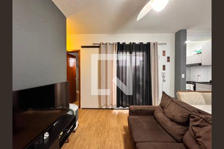 Sala de apartamento para alugar com 2 quartos, 51m² em Vila Vitória, Santo André