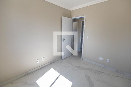 Quarto 1 de apartamento à venda com 3 quartos, 65m² em Itapoã, Belo Horizonte