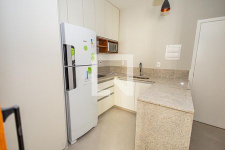 Sala e cozinha americana de apartamento para alugar com 1 quarto, 30m² em Paquetá, Belo Horizonte