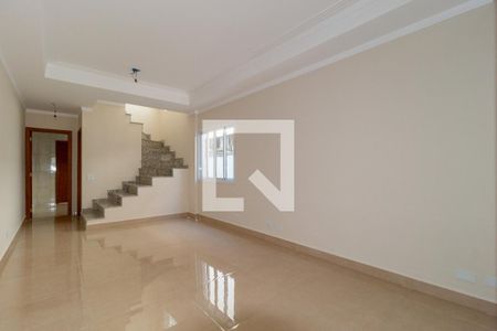 Sala de casa à venda com 4 quartos, 148m² em Vila Canero, São Paulo