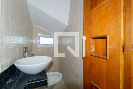 Lavabo de casa à venda com 4 quartos, 148m² em Vila Canero, São Paulo